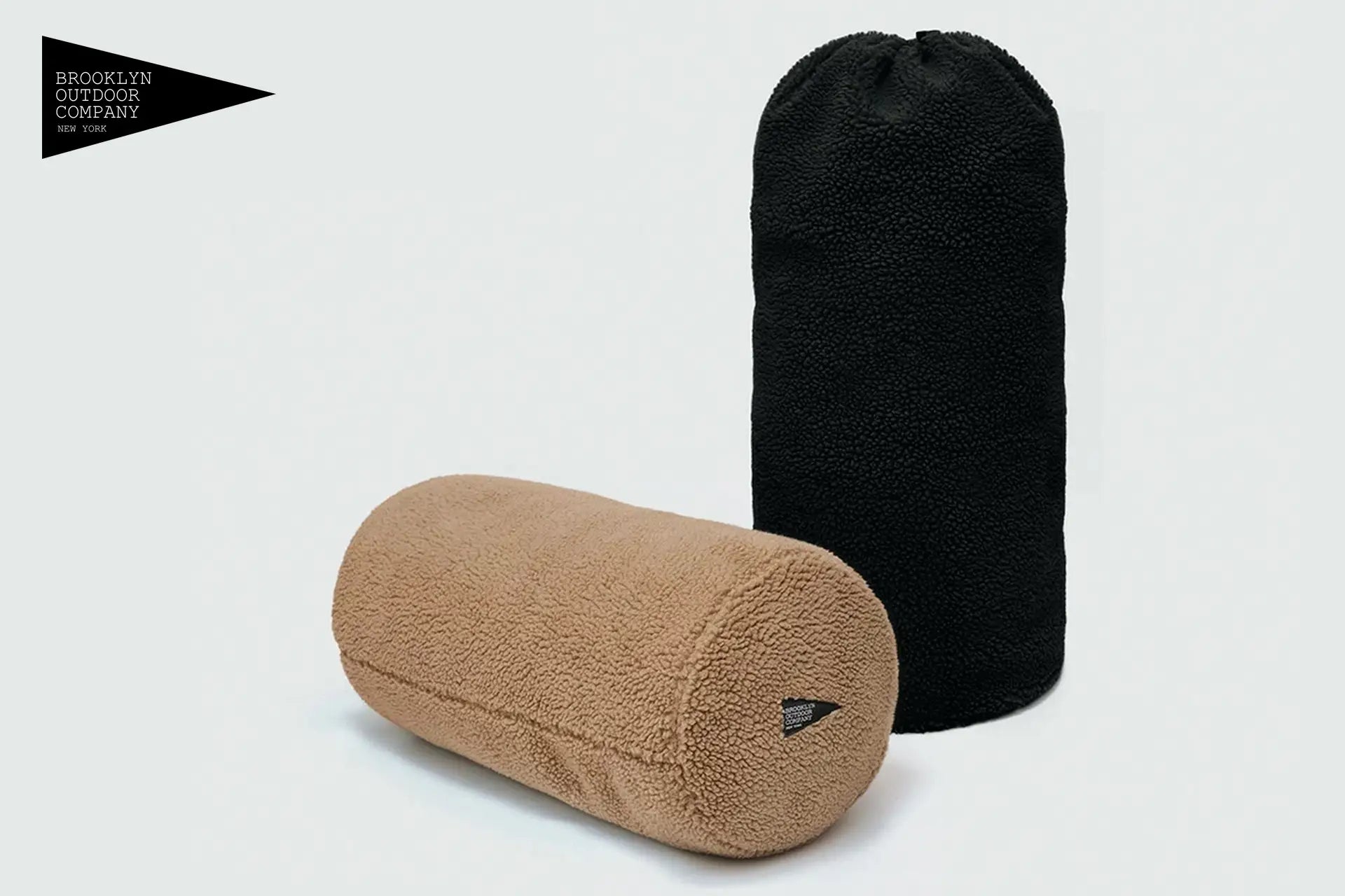 寝袋用保存袋がフリース素材でクッションに大変身！フリース素材の