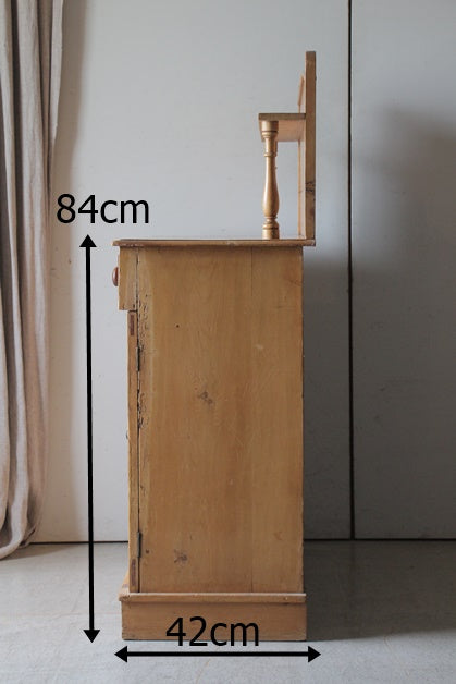 1900年代オールドパイン材カップボード（横幅96cm） イギリス