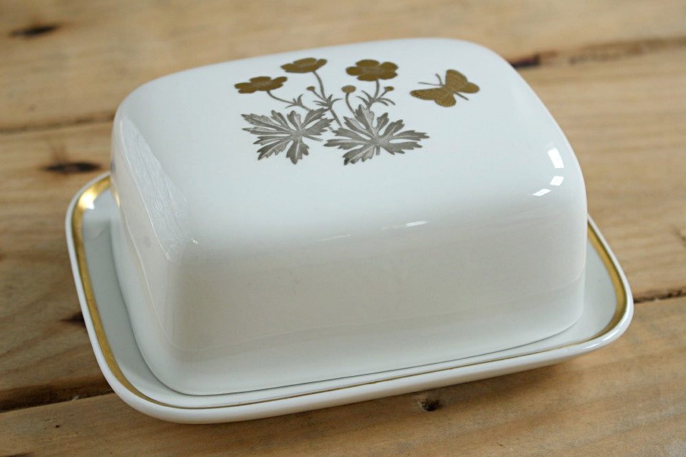 アネモネ模様が可愛いロイヤルコペンハーゲン社バターケース