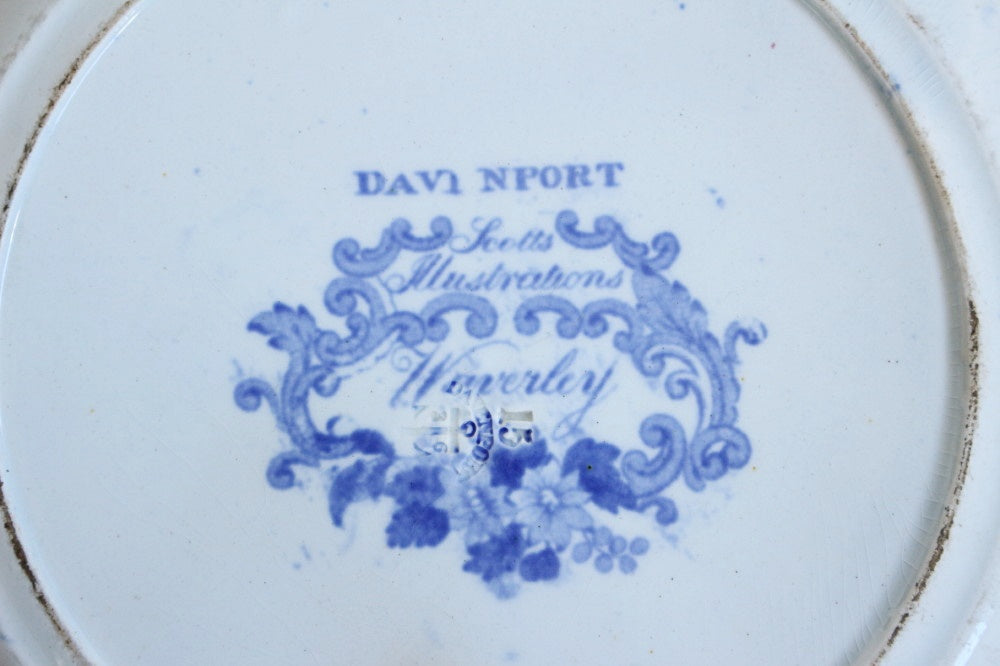 ダベンポート社19世紀のB＆Wスープ皿（直径24.5cm） イギリス