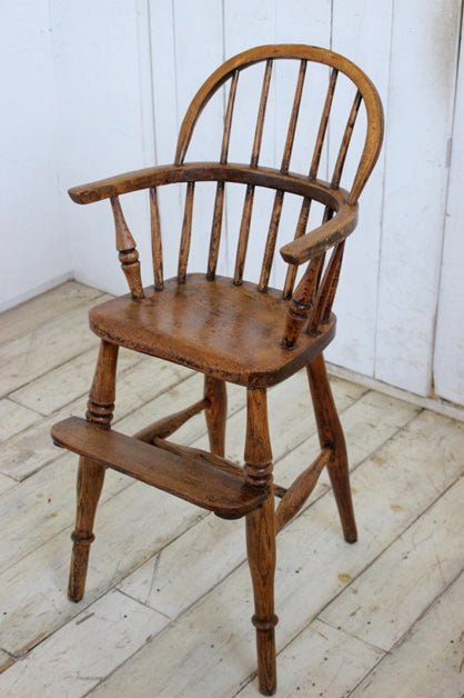 1860年代ベビーウィンザーチェア（高さ88cm） イギリスアンティーク