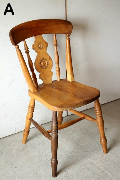 ナチュラルな雰囲気のダイニングチェア（椅子）高さ84cm イギリス