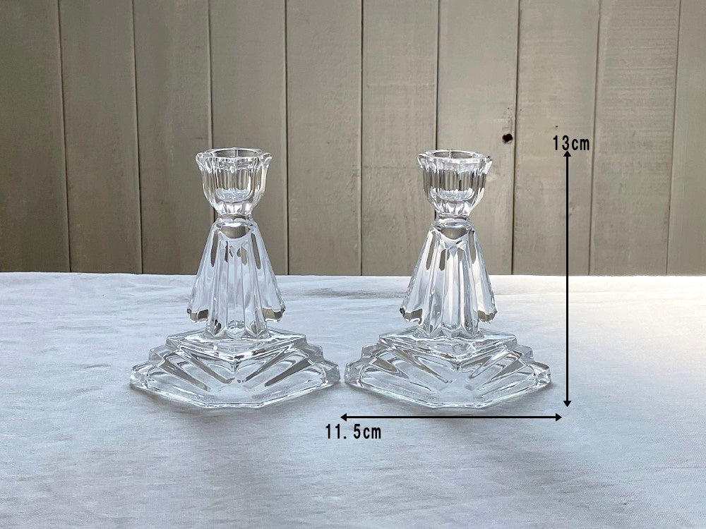 アールデコな印象のペアキャンドルスタンド（高さ13cm） イギリス