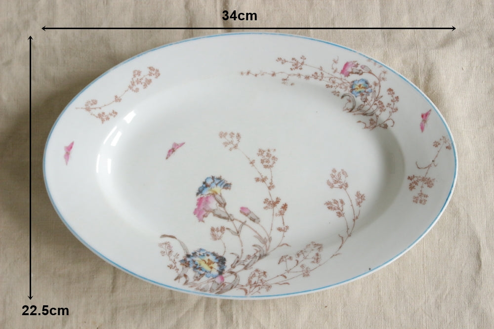 カーネーション模様が可愛いオーバル皿（34x22.5cm） フランス