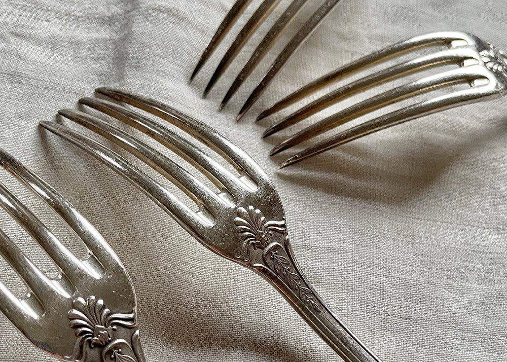 11セットあり！細工が美しいディナースプーン＆フォークセット