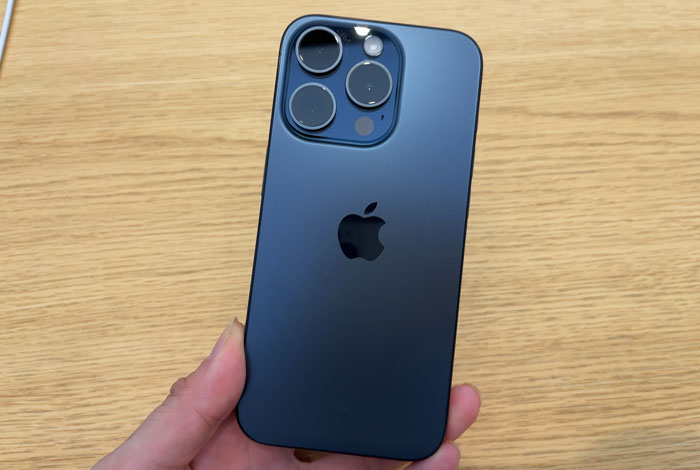 iPhone15Pro/15ProMaxのブルーチタニウムに合うスマホケースおすすめ！