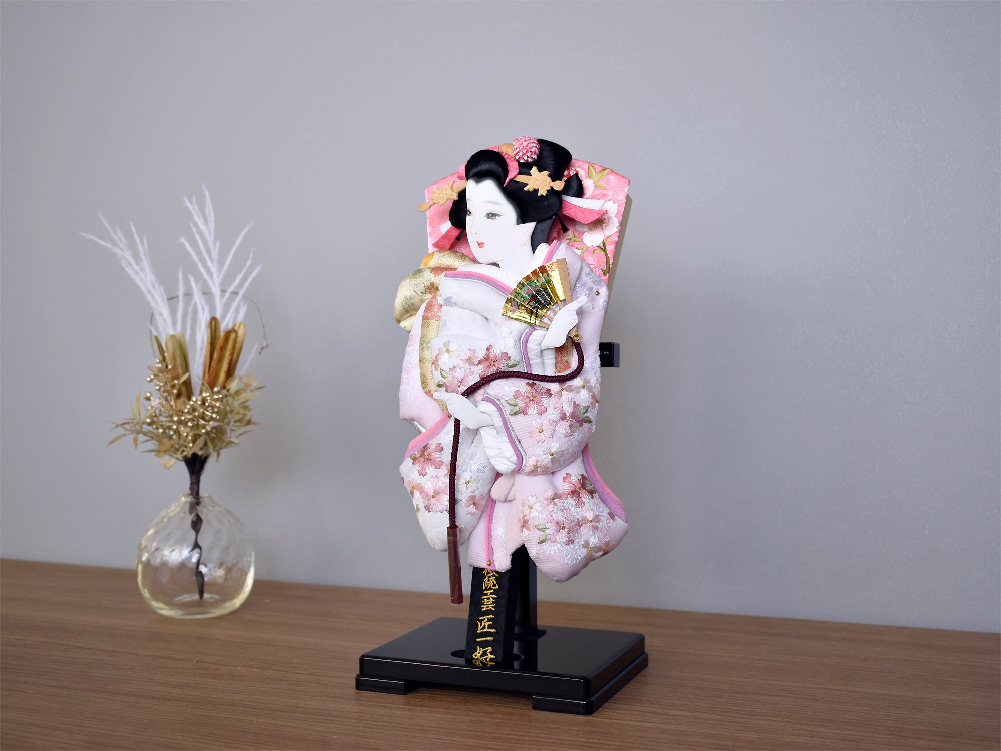 おしゃれ・かわいい・コンパクト羽子板 / 匠一好 / 刺繍10号 A – 人形