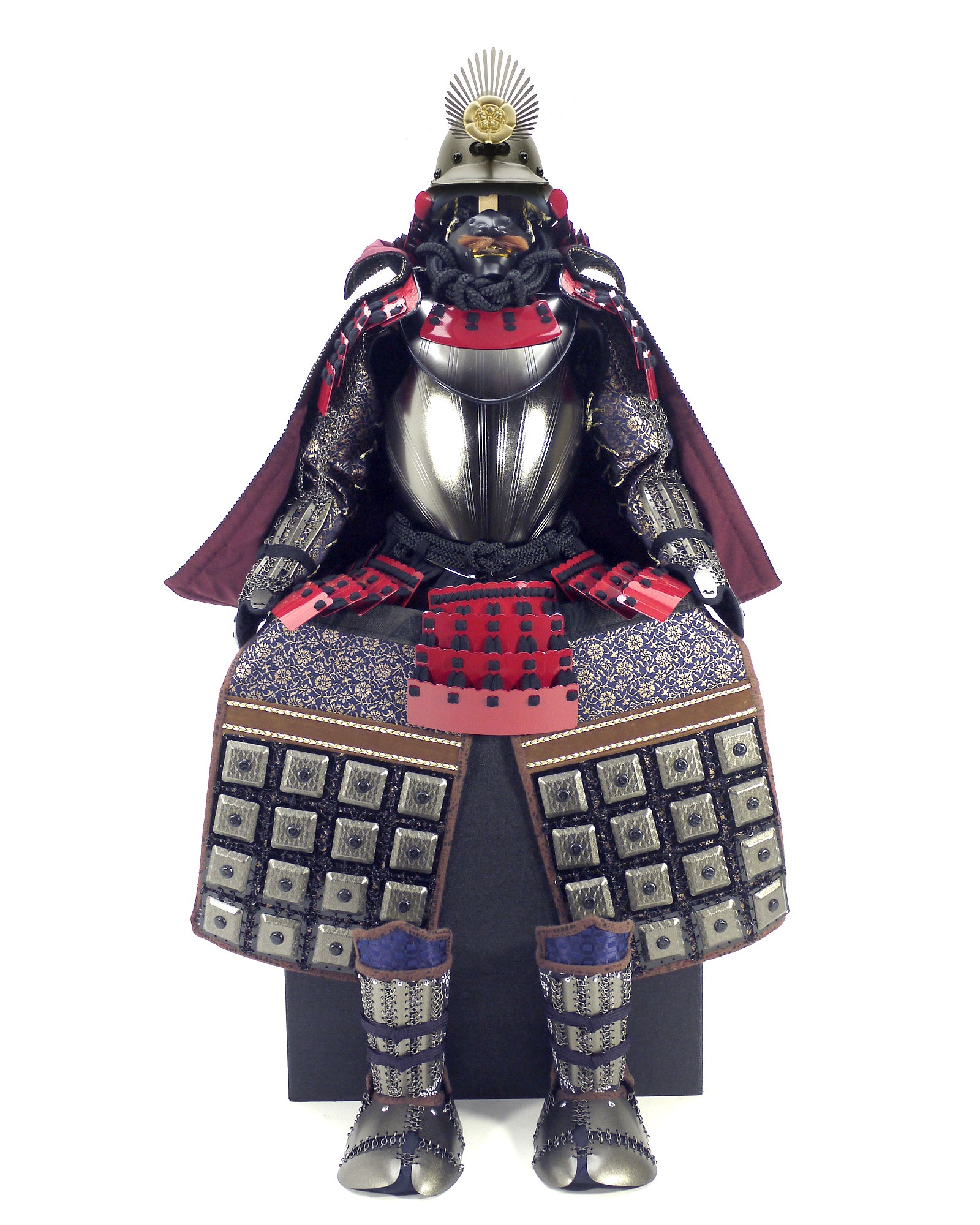 五月人形 鎧 / 鈴甲子雄山 / 織田信長10号 – 人形の鯉徳 オンライン