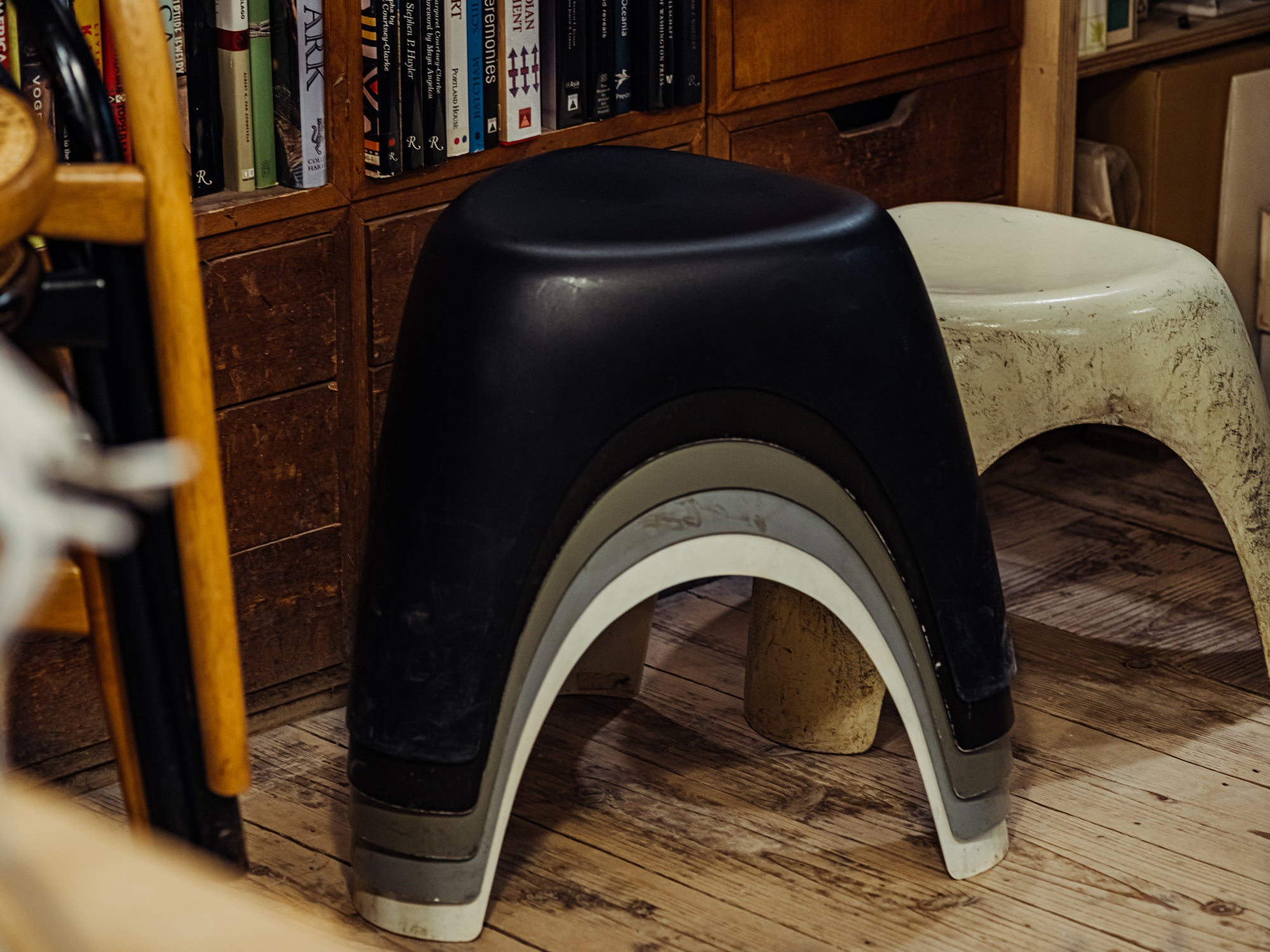 We Love Elephant Stool - もっと知りたい、「エレファント スツール