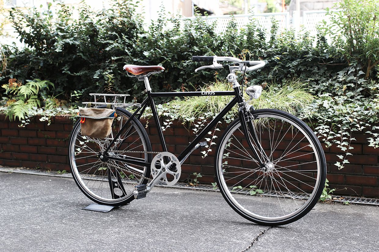 レザーパーツでLinus BikesのRoadster Classicをクラシックにカスタム