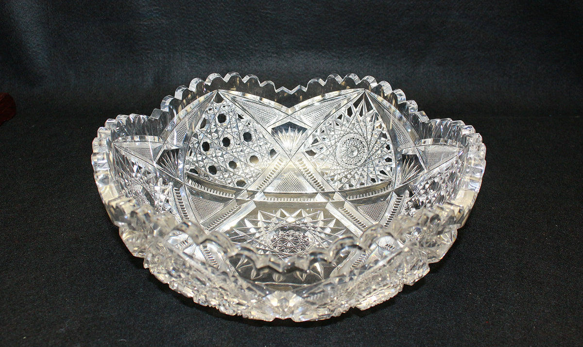 26197 バカラ ギヤマン切子鉢（春海商店シール） – アート飛田