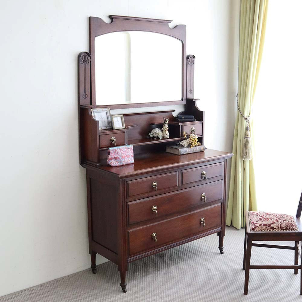 心もオシャレに満たされます♪ ドレッシングチェスト HV1-011