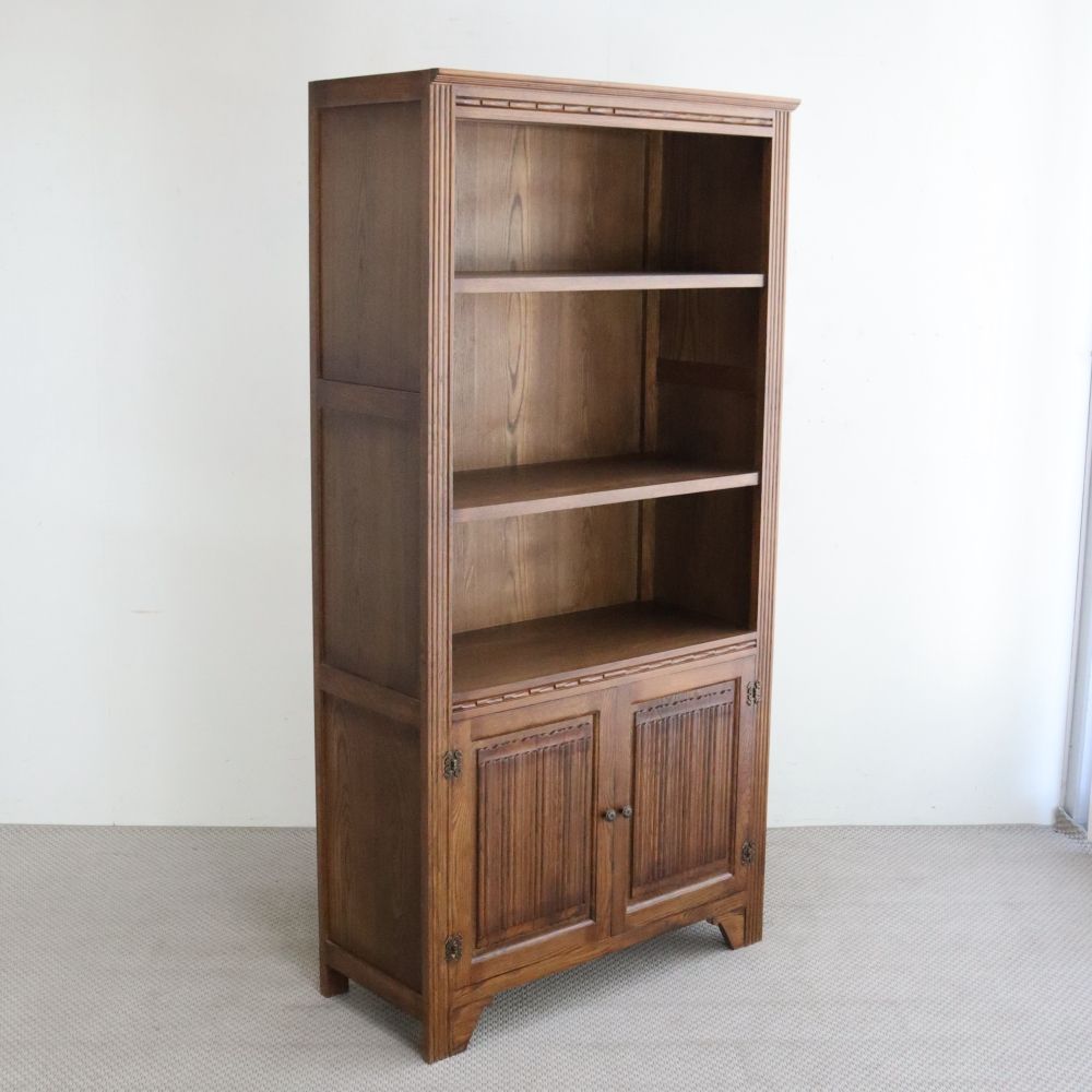 装飾もオシャレです♪ アンティーク調ブックシェルフ EB1-177015