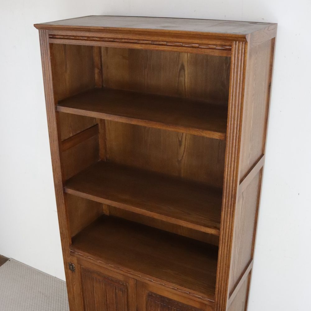 装飾もオシャレです♪ アンティーク調ブックシェルフ EB1-177015