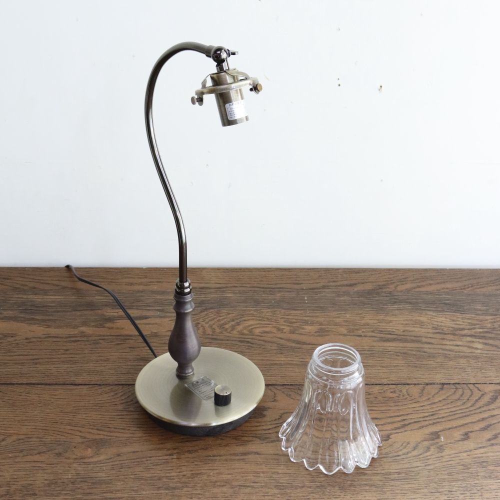 花のように可憐♪ テーブルランプセット【灯具A】 FC1-1570A-165