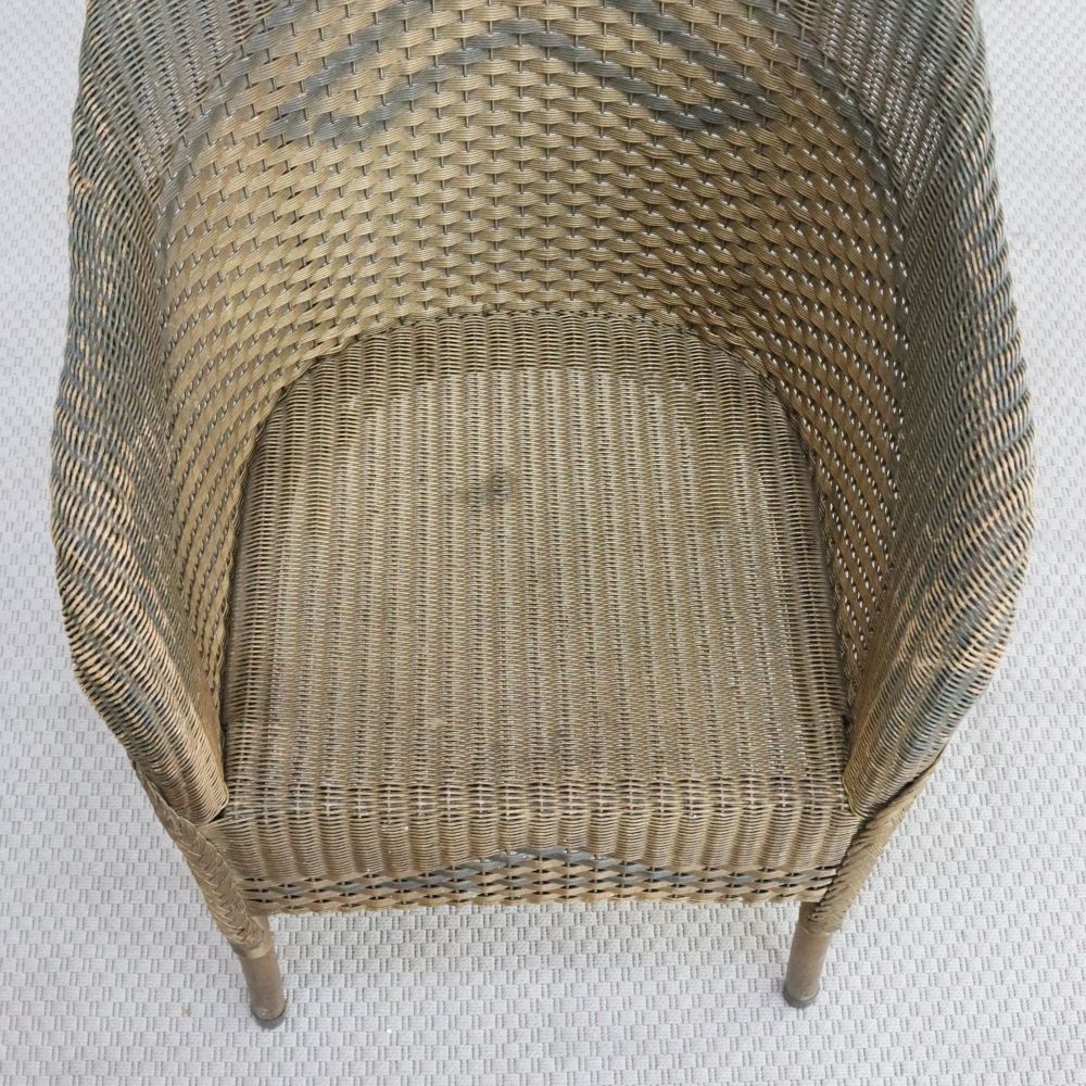 シャビーなコーナー作りに♪ ロイドルームチェア VC107-038