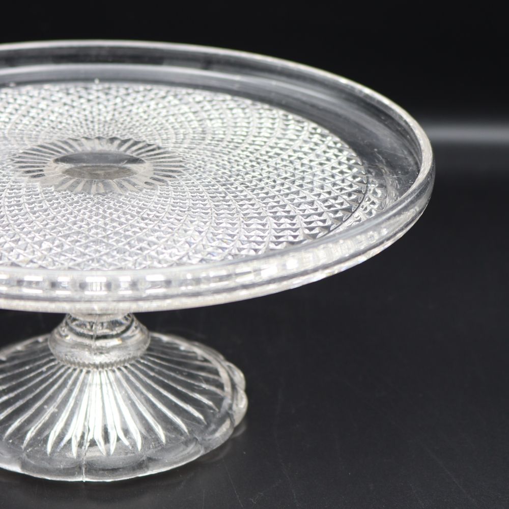 可憐なエンボス模様♪ ガラスケーキスタンド VC108-072001