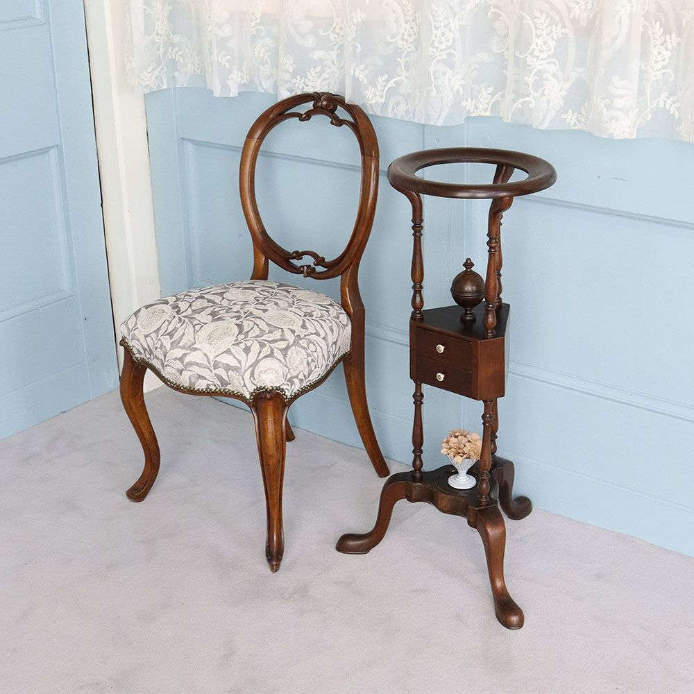 貴族たちのオシャレアイテム♪ ウィッグスタンド VC108-150