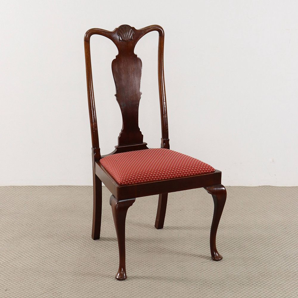 シェルモチーフがアクセント♪ クイーンアンチェア VC110-203002