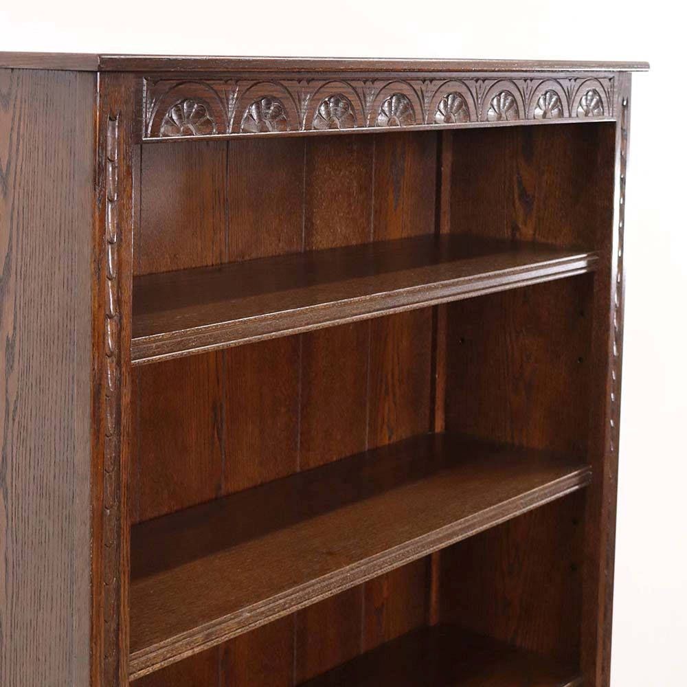 本棚を縁取る装飾も素敵です♪ ブックシェルフ VC113-044