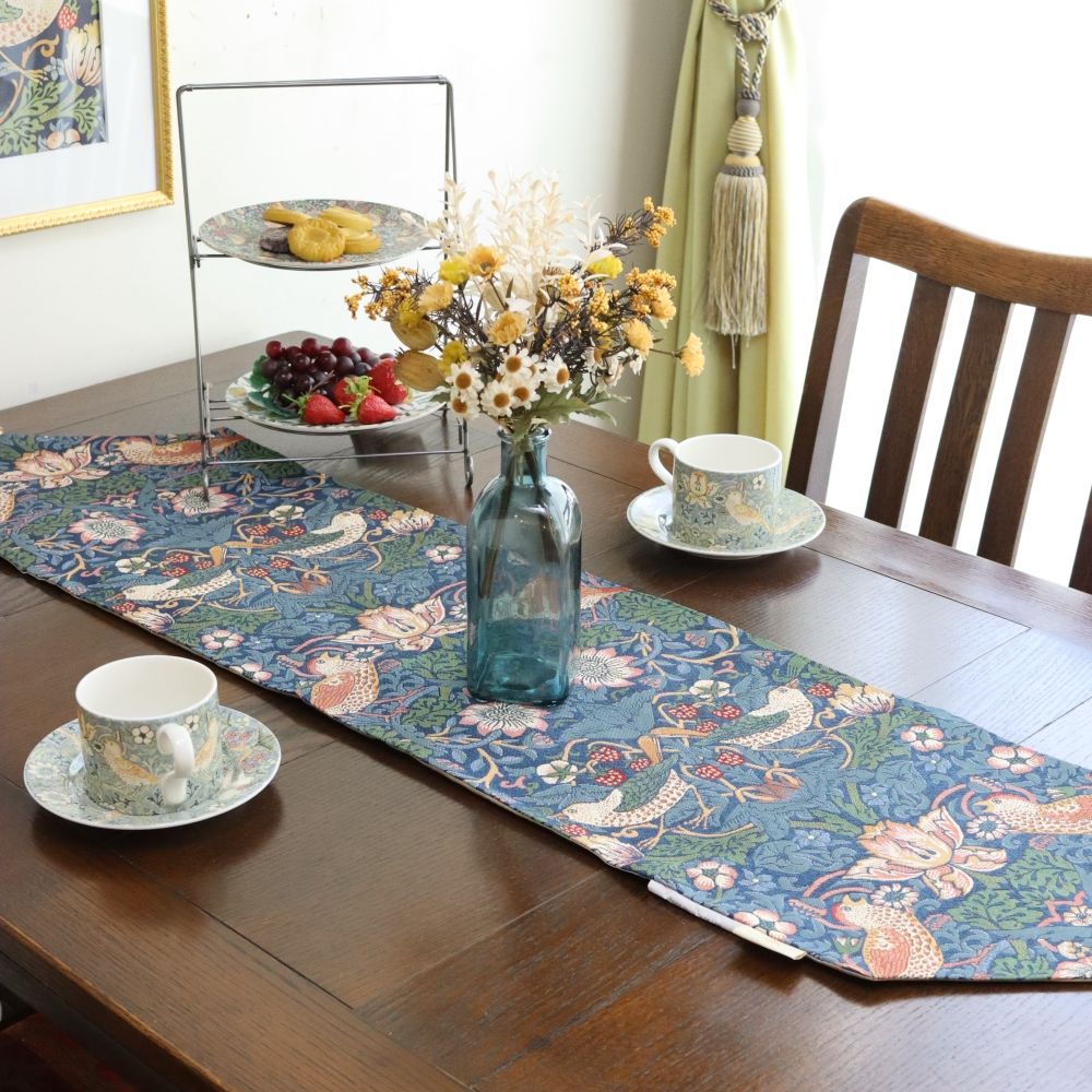 オシャレなタッセル付き♪ テーブルランナー120 VI1-33187TR