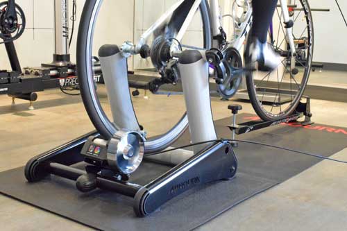 この冬イチ押しのローラー台「MINOURA LiveRide LR541（ミノウラ