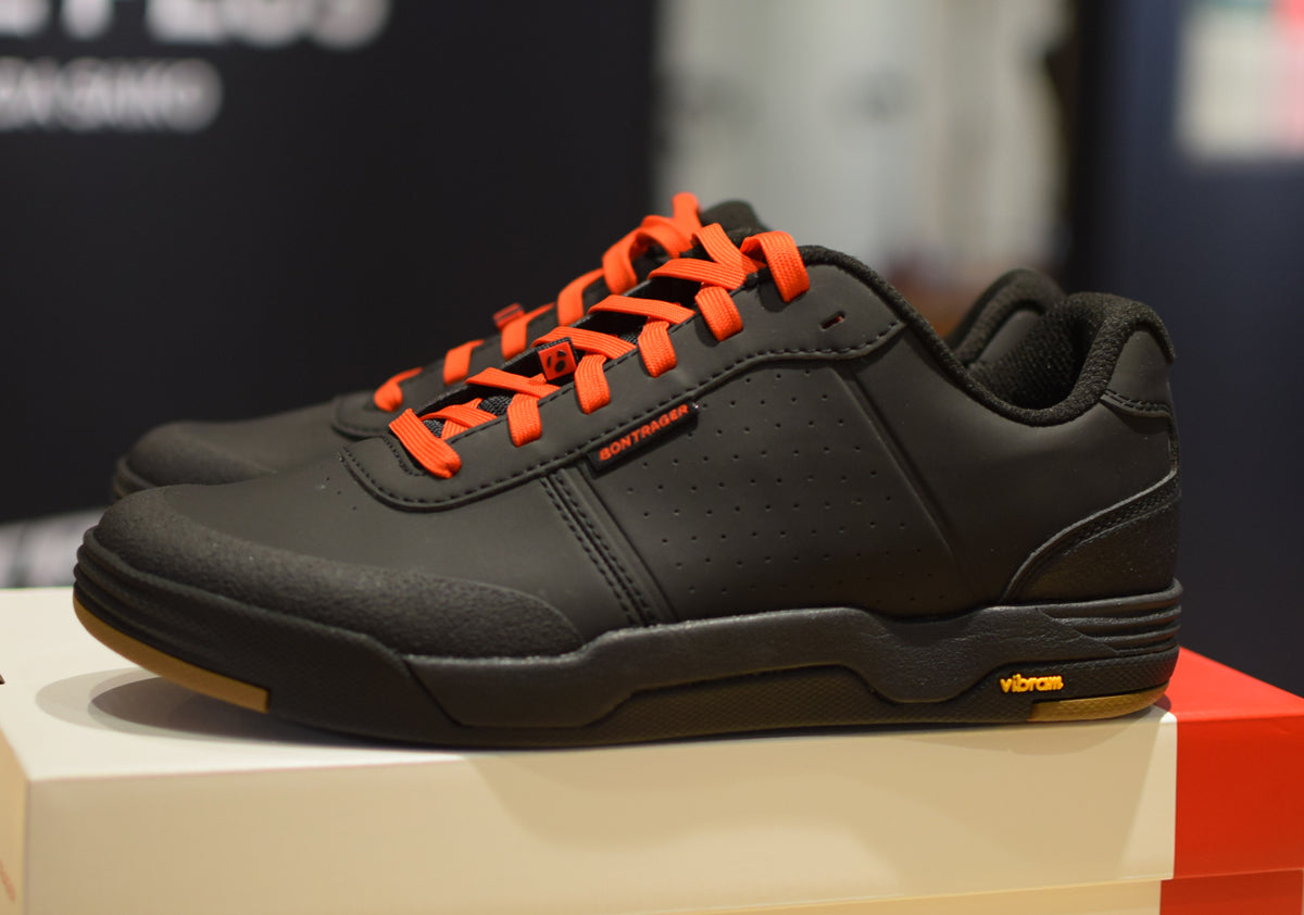 限定入荷！ Bontrager Flatline Mountain Bike Shoeフラットペダル