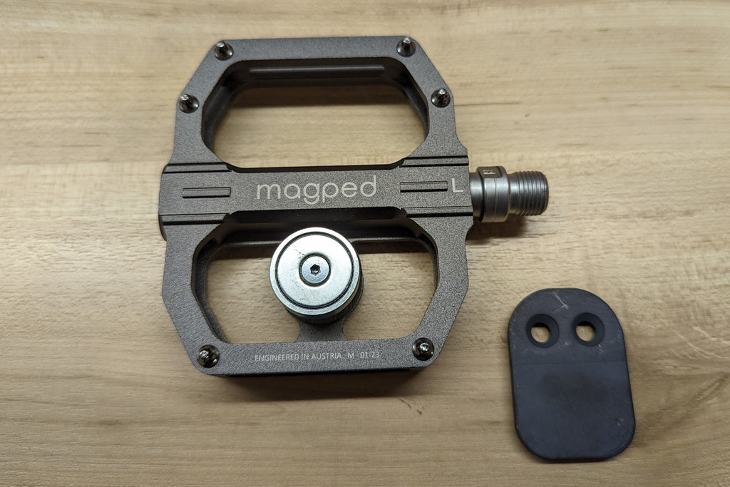 Magped（マグペド）マグネット式ビンディングペダルで脱着も簡単♪