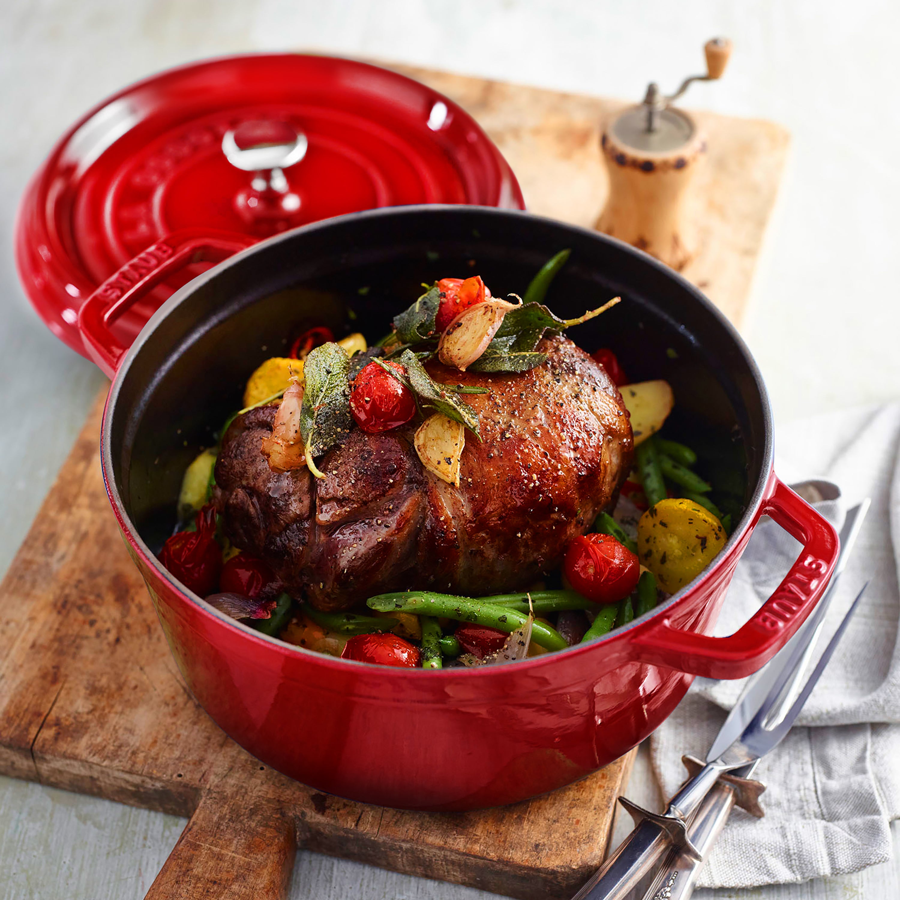 Staub Dutch Oven - 4-qt Cast Iron Cocotte - Cherry Red – Cutlery