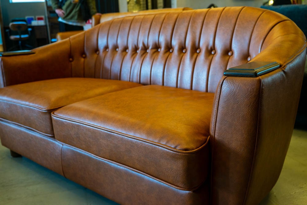 ウンコちゃんの家具屋さんが全力でおすすめするブランド【CRASH】の