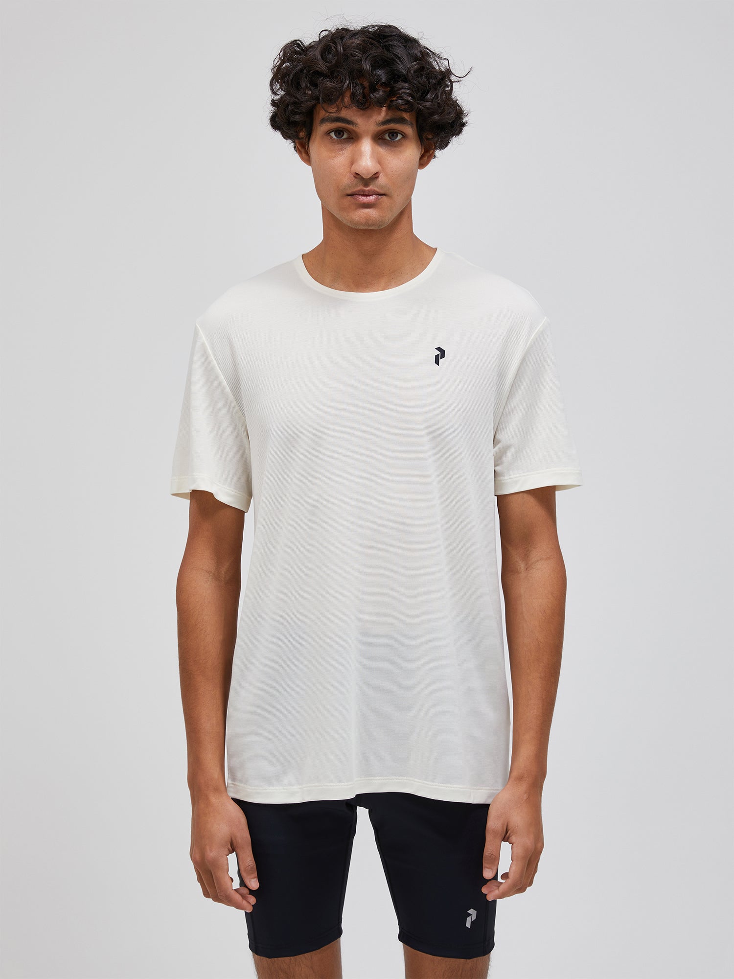 Tシャツ – ピークパフォーマンス公式オンラインストア