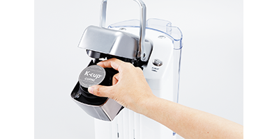 カプセル式コーヒーメーカー キューリグ BS300 ネオブラック | 【公式