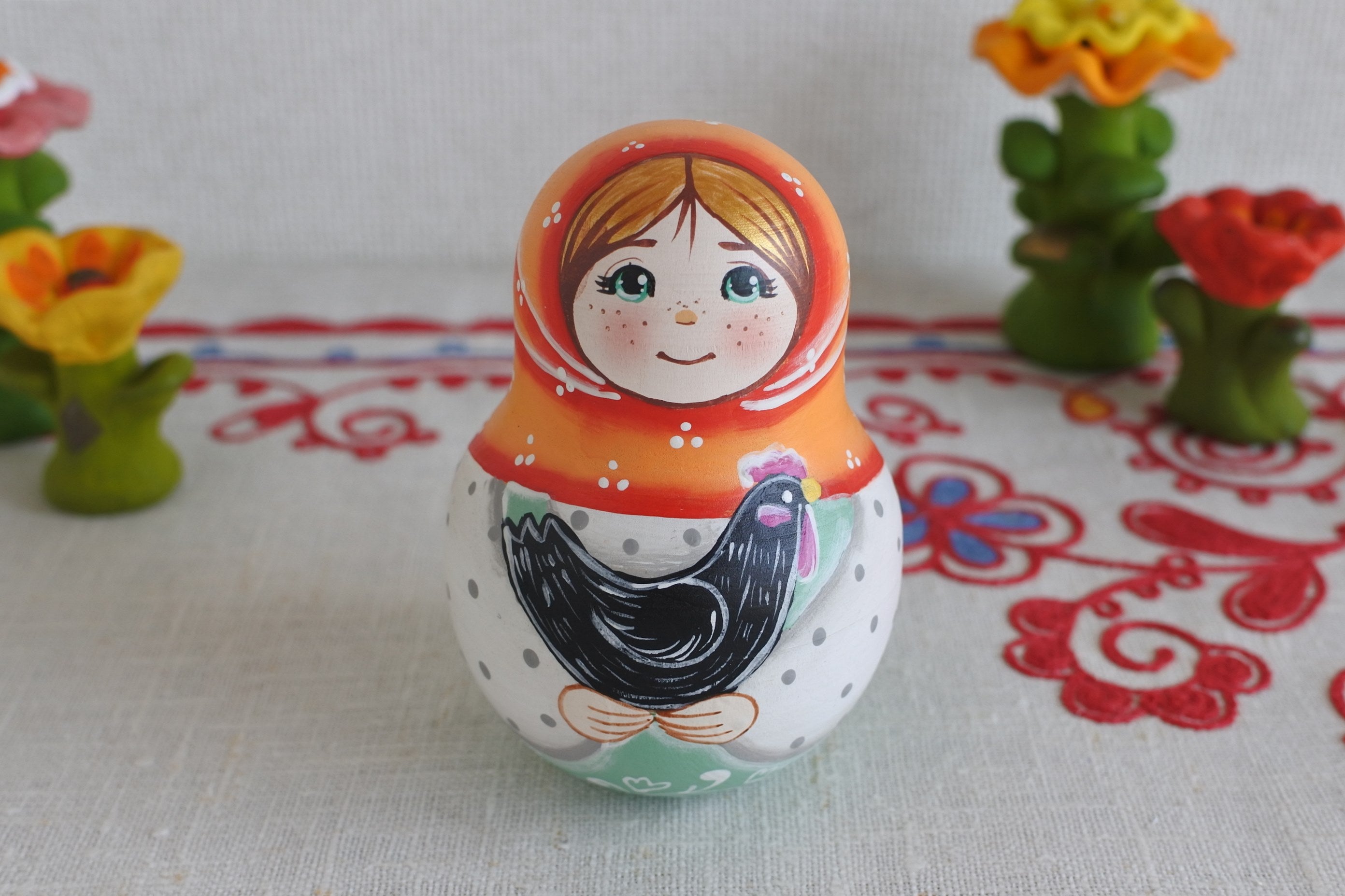 個性あふれるロシアの人形作家の起き上がりこぼし マトリョーシカ くま