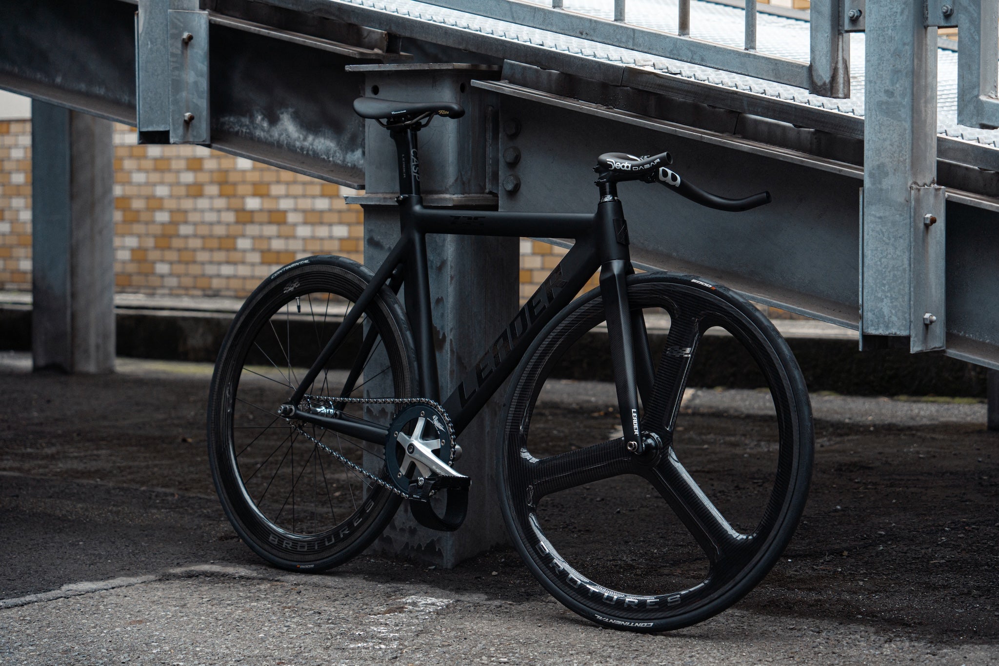 新商品】LEADER 735TRフレームセットがリリース決定！！ | ブロー