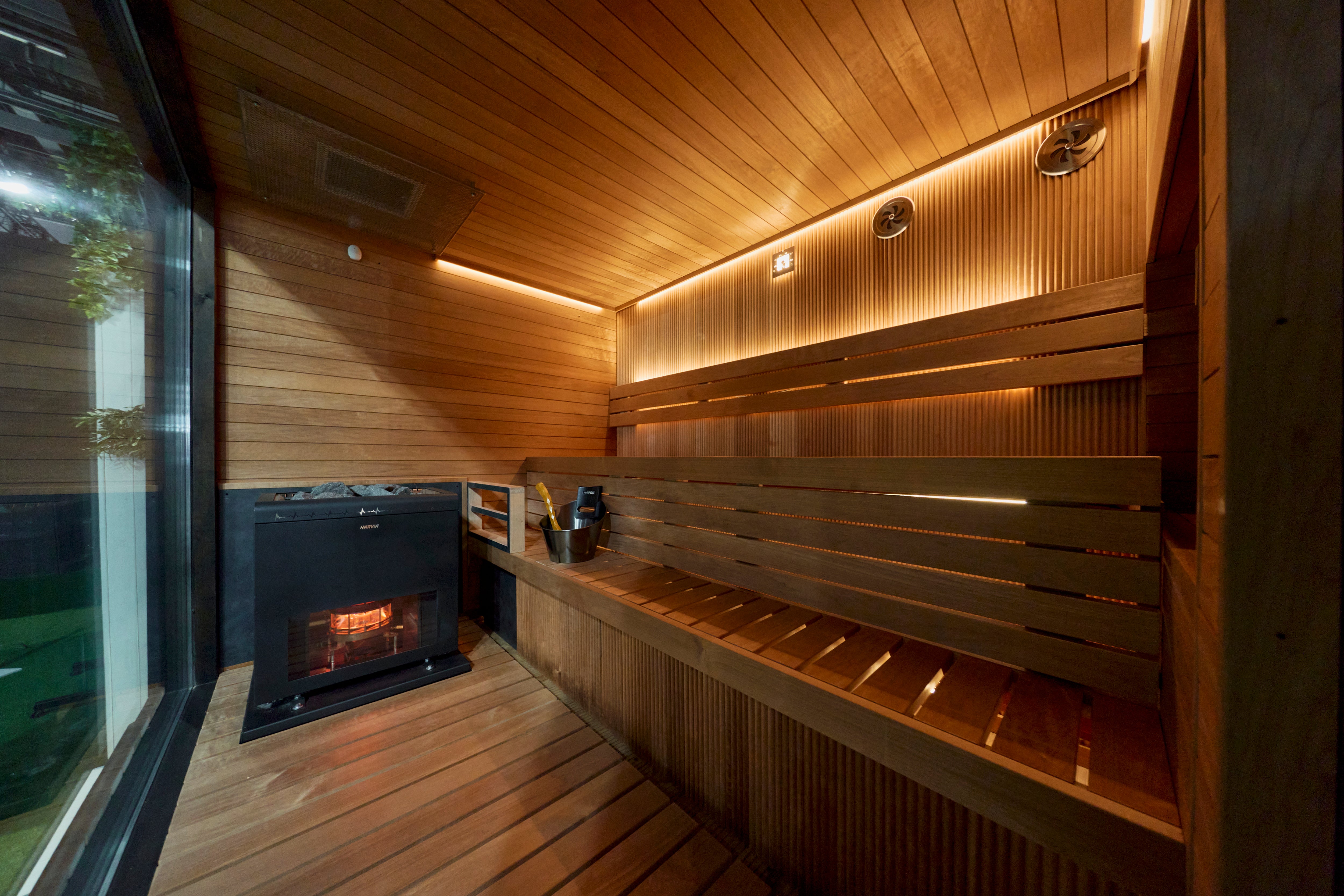 世界初の“水素サウナ”体験レポート – 自宅サウナ・家庭用サウナの販売