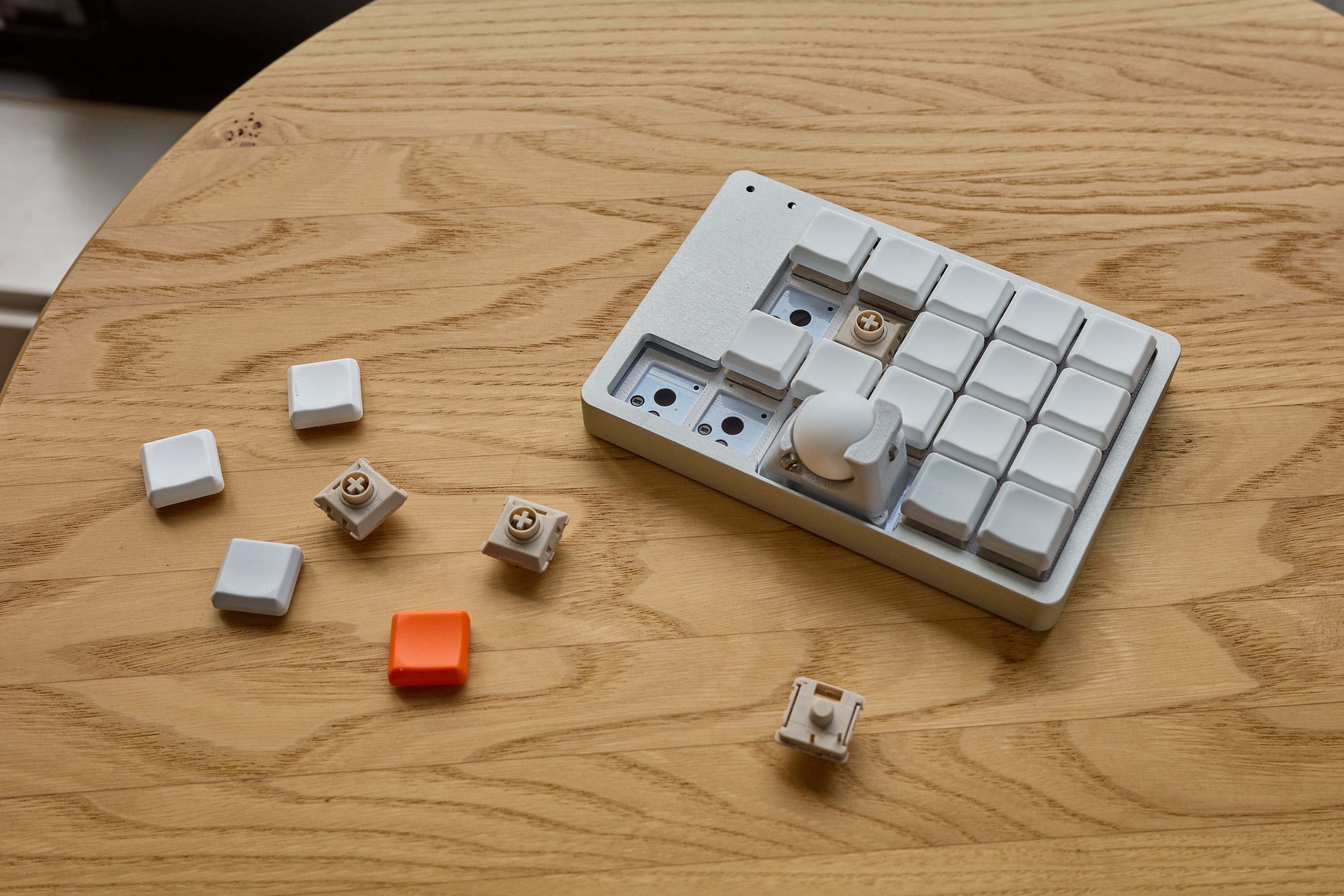 notra - PBT製 17mmロープロファイルキーキャップ – Plot.