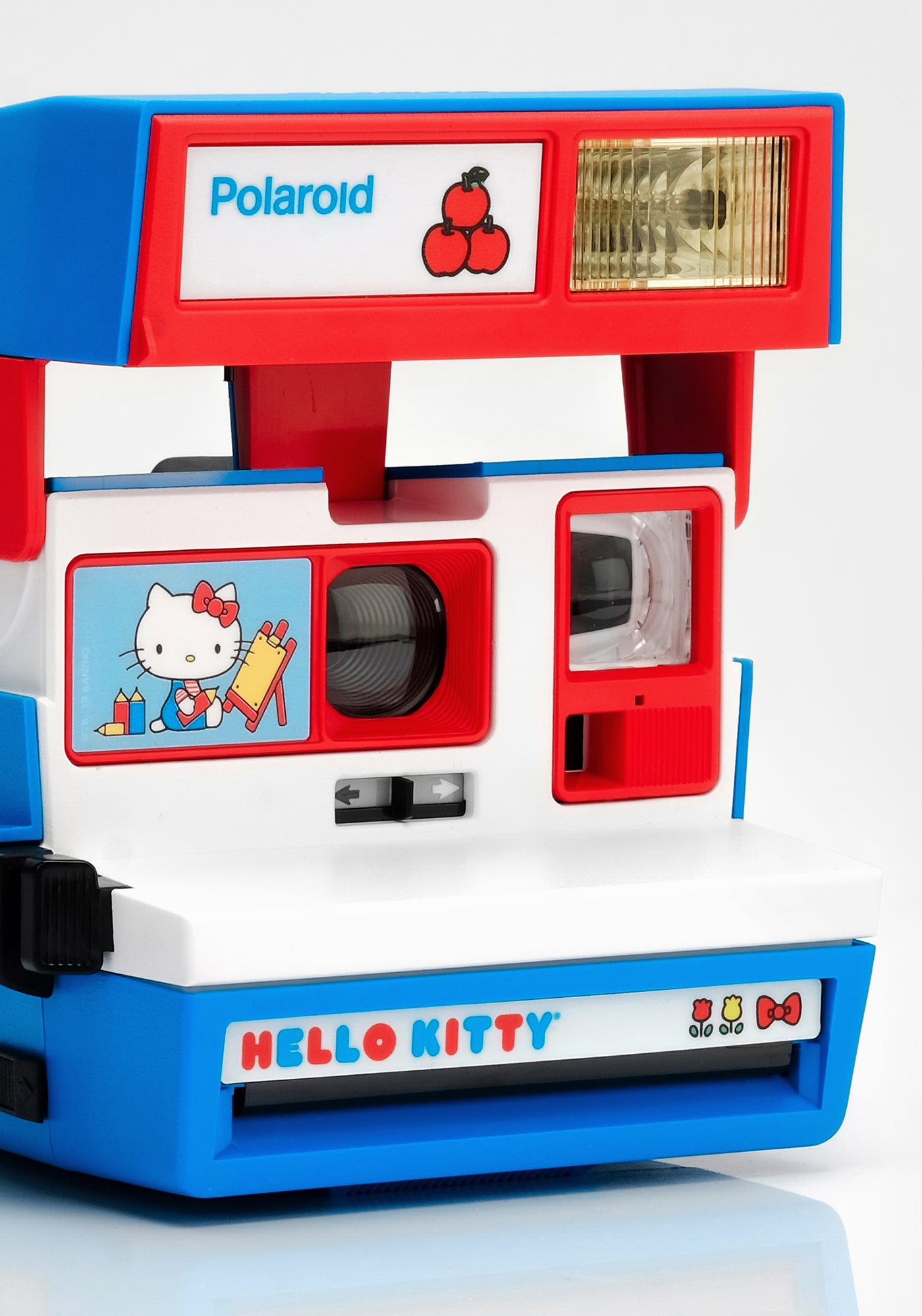 Hello Kitty Turns 45 with a new Polaroid camera from Retrospekt