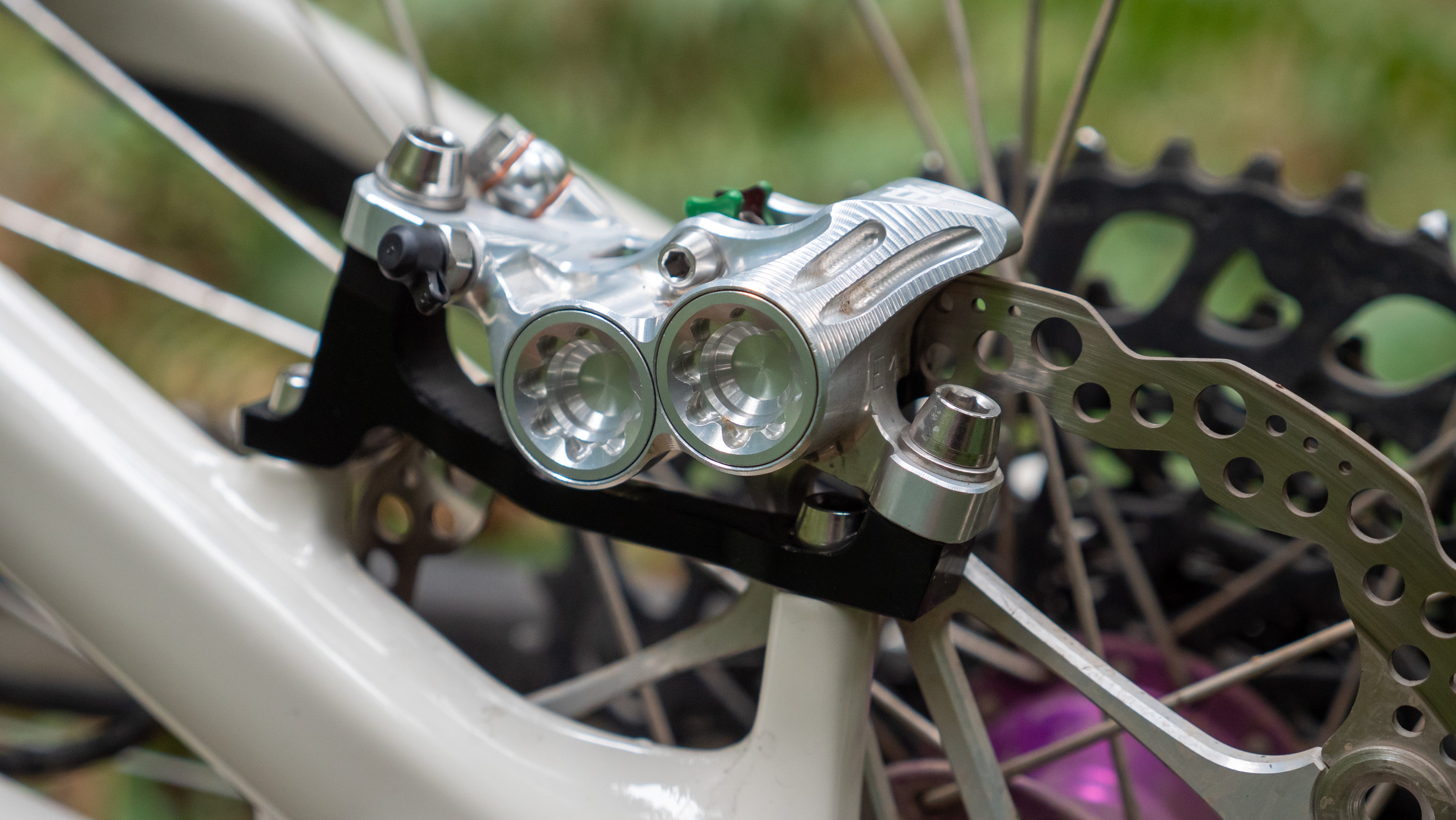 Hope Tech 4 E4 Review // E4 Compared to V4