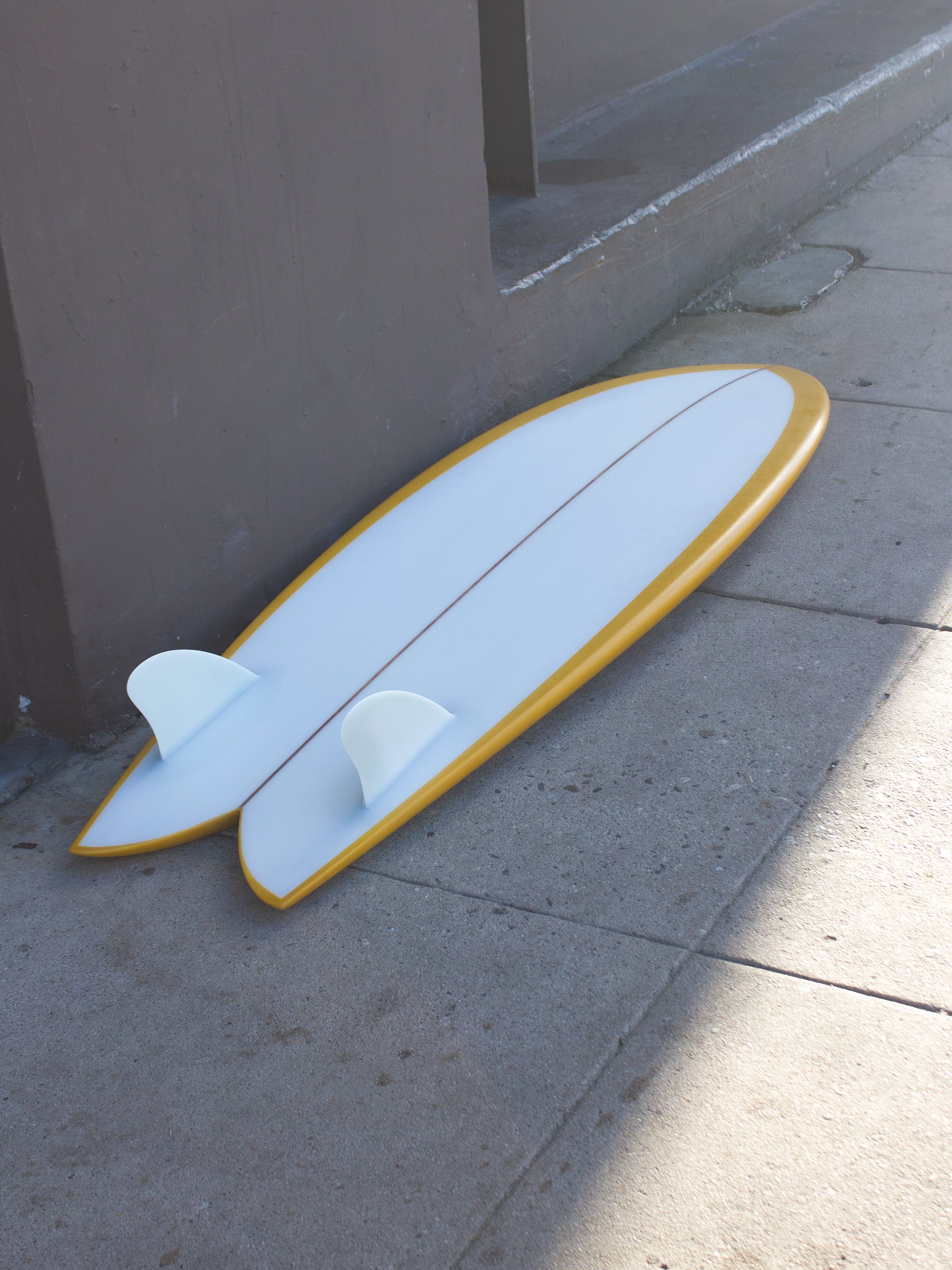 サーフィン・ボディボード Elmore surfboards Fryed fish 6.10