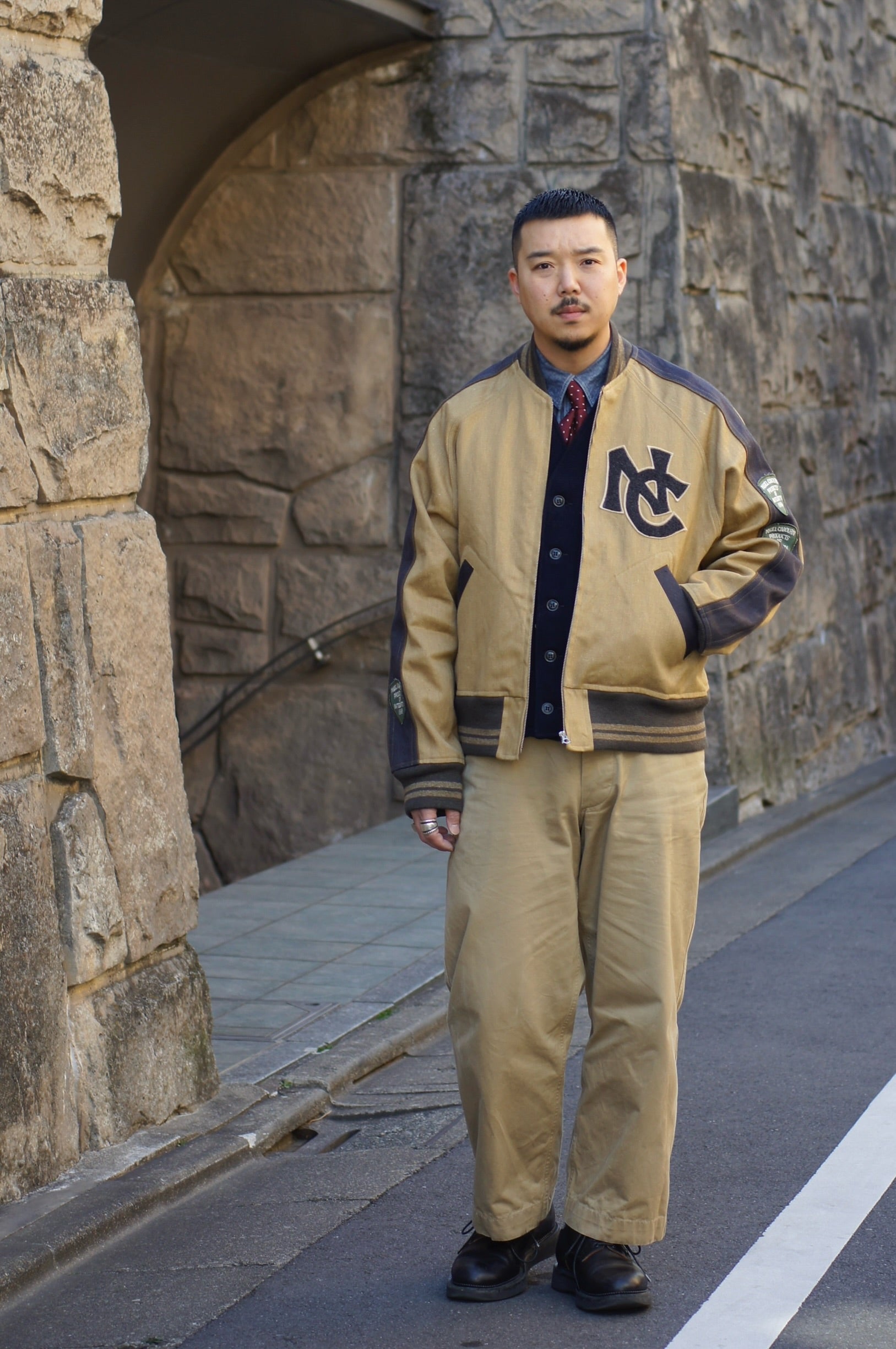 麻素材の最高傑作》STADIUM JACKET-HEMP DENIM – ナイジェル・ケーボン