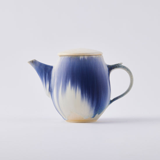 色の小宇宙 「岩崎龍二のうつわ」というアート | Discover Japan