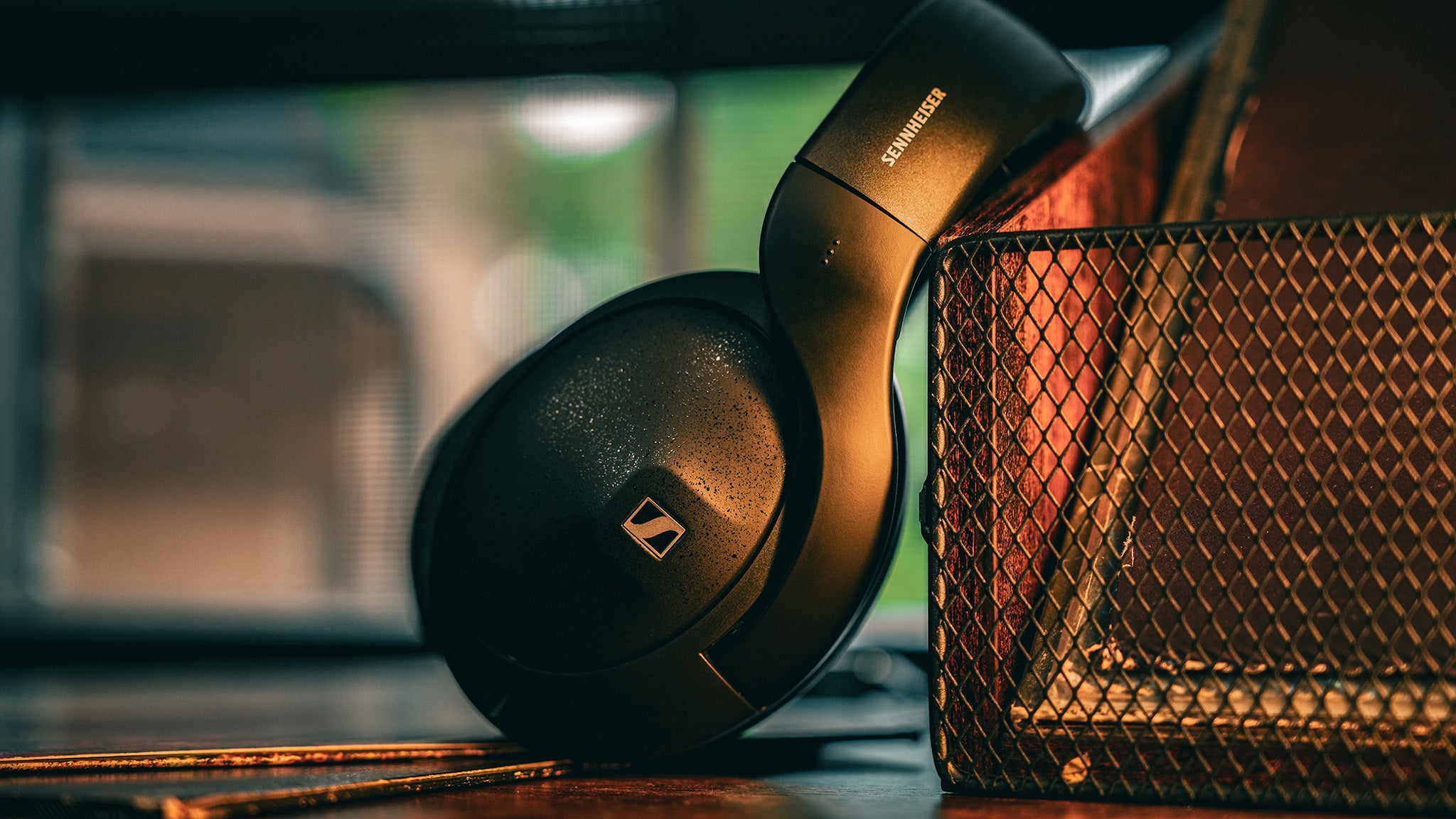 Sennheiser HD 620S Closed-Back Dynamic Headphones | Bloom Audio