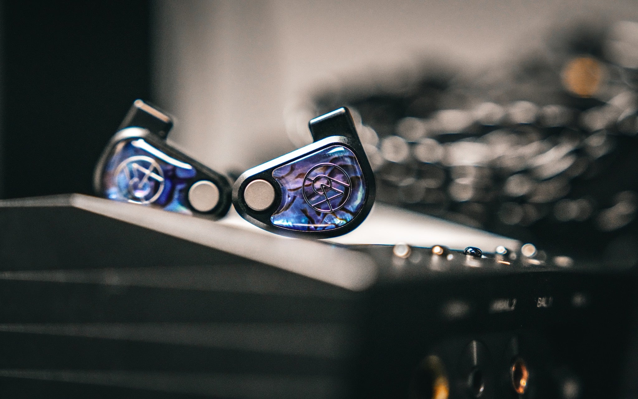 64 Audio Volür 10-Driver Hybrid Universal IEMs | Bloom Audio