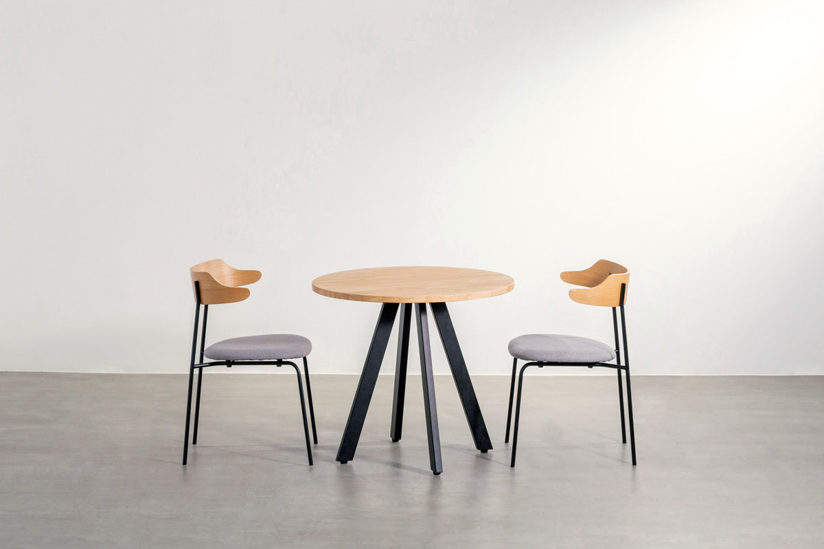 CafeTablewithWhiteLegs_08_02.