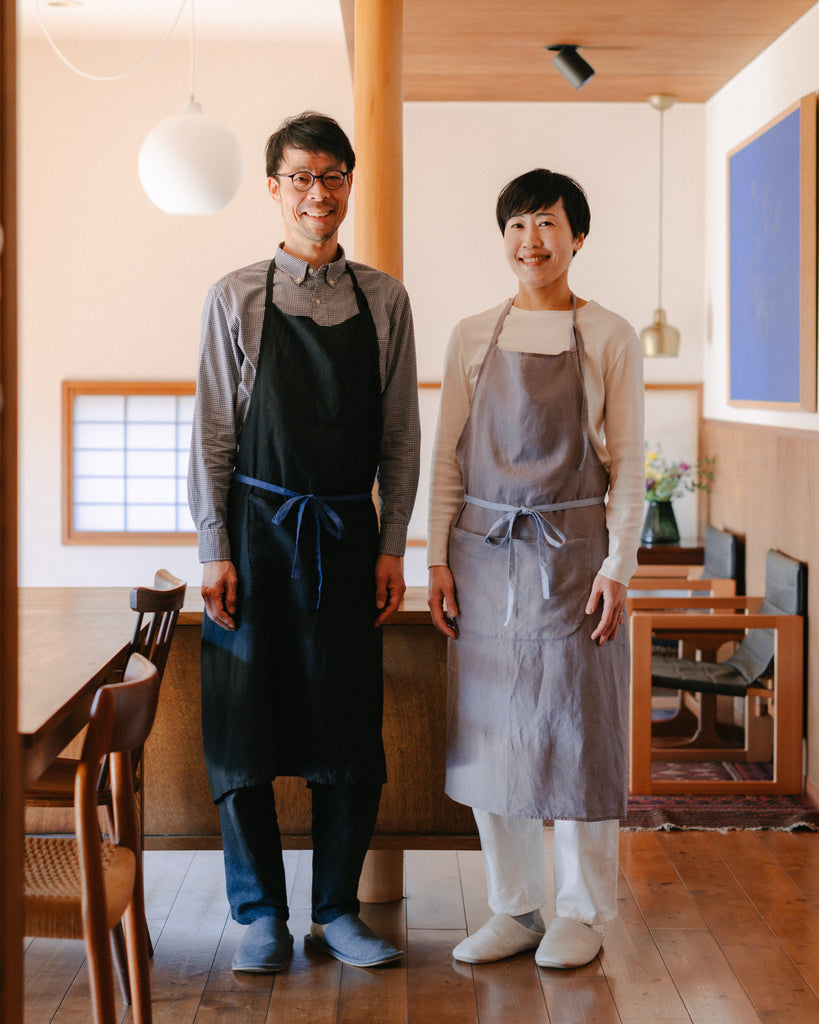 TABLE TALKさんとのコラボエプロンが再販売されます – RELIEFWEAR