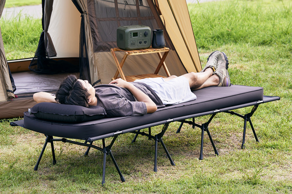 アウトドアメーカー社員が教える】スリーピングマットの選び方