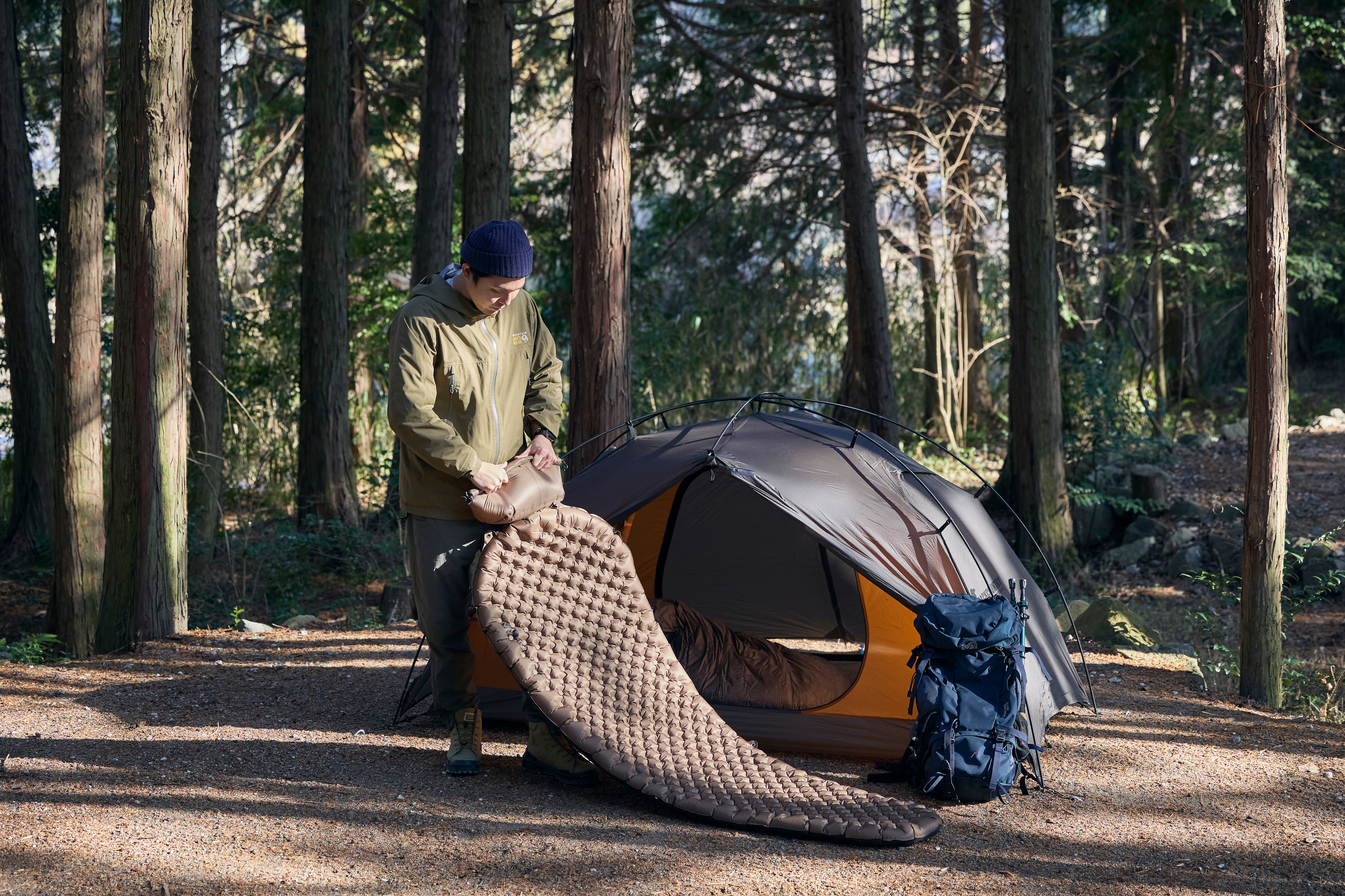 アウトドアメーカー社員が教える】スリーピングマットの選び方