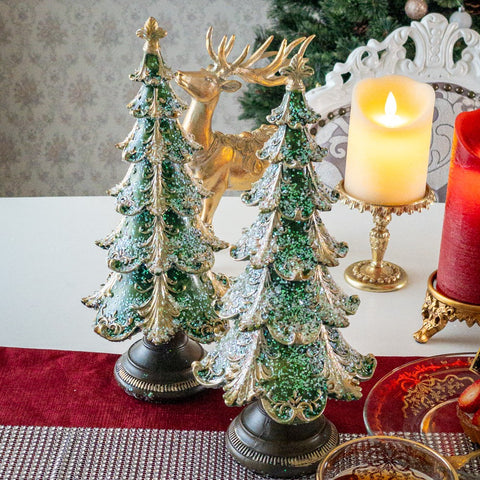 アンティーク家具によく似合う！ヨーロッパのように格調高いクリスマス