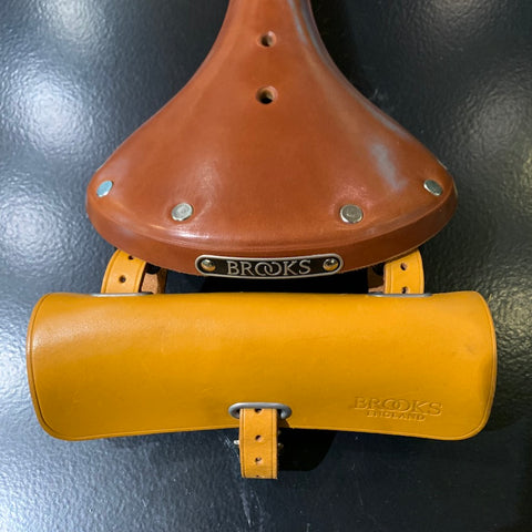 サドルバッグの原点 – COG TOKYO