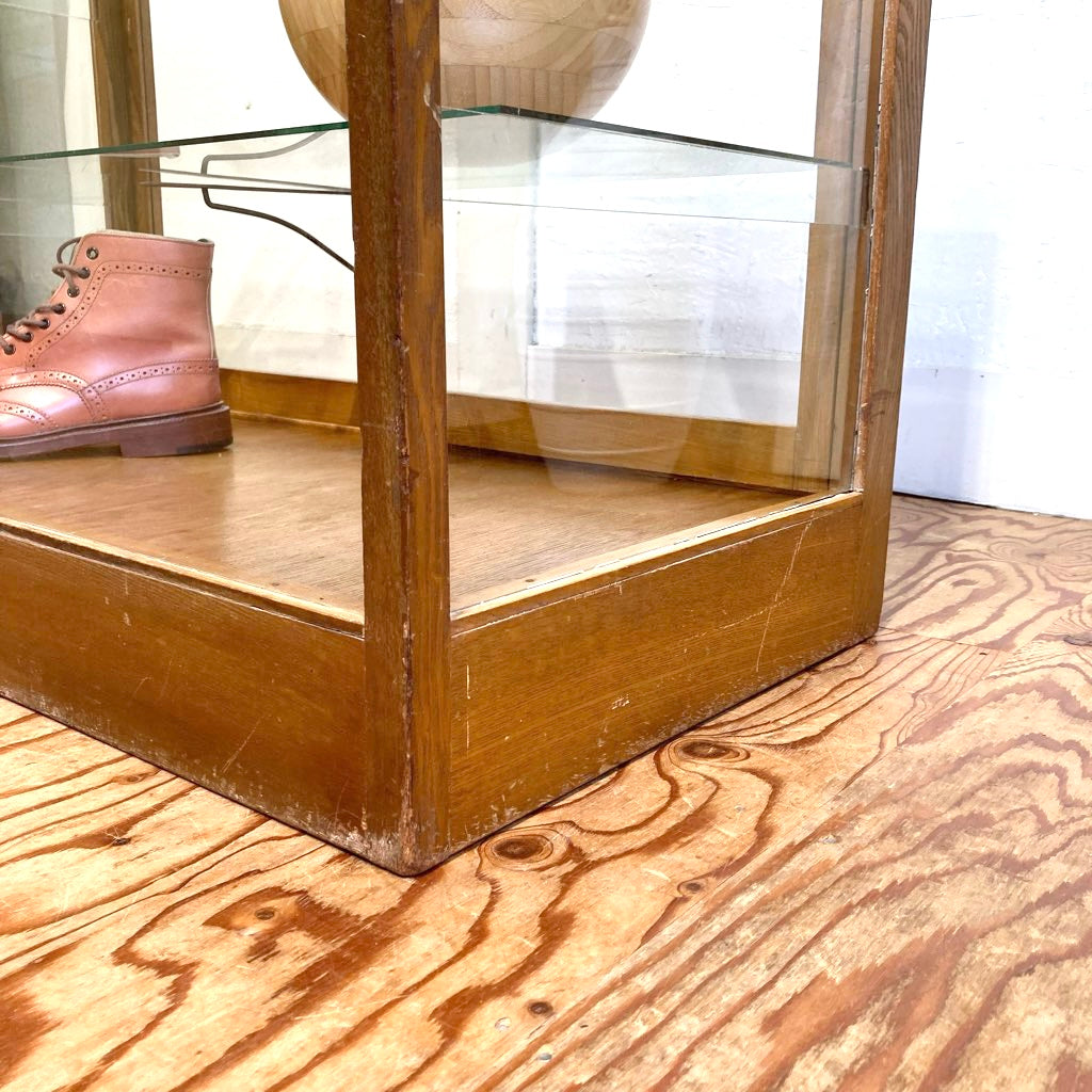 古い木味フレームのガラスショーケース パンケース 陳列棚